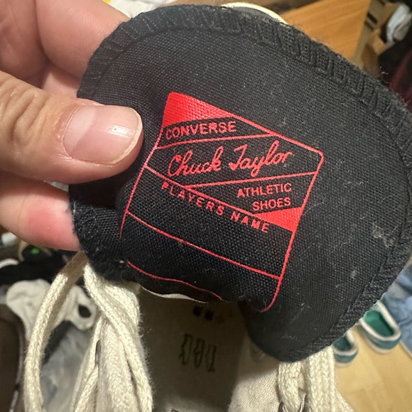 Tried on never worn outside clean clean shoe - Picture 3 of 8